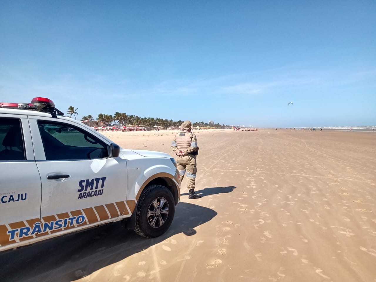 SMTT intensifica fiscalização nas praias de Aracaju neste fim de ano - SMTT Aracaju